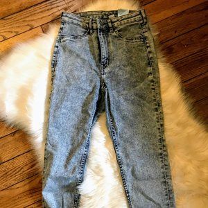 H&M High Waisted Acid Wash Jegging